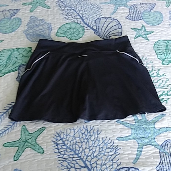 Champion Skort - Picture 3 of 5